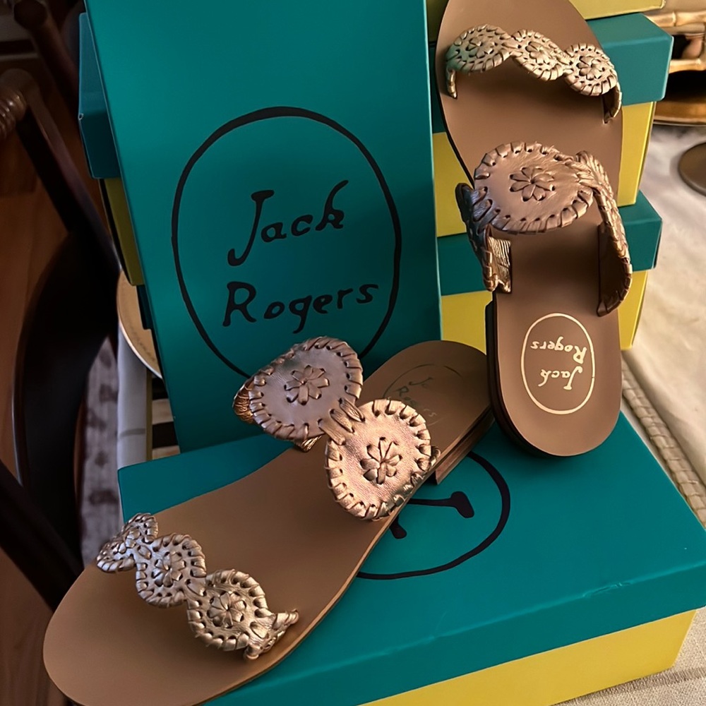 Jack Rogers Metallic Rose Gold Leather Wave Sandals